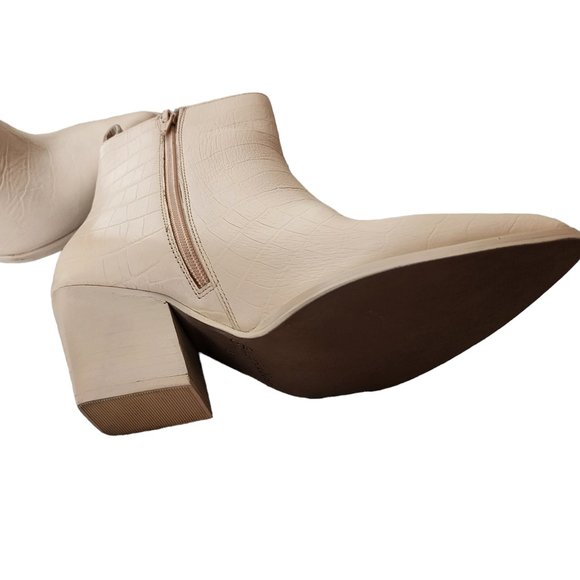 Seychelles Aboard Bootie Cream Croco Size 8 New in Box - Picture 11 of 12